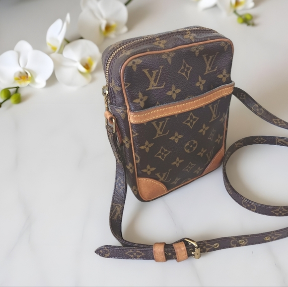 🔥 Louis Vuitton EUC✨️Danube Vintage Monogram Messenger Crossbody Bag - Picture 5 of 17